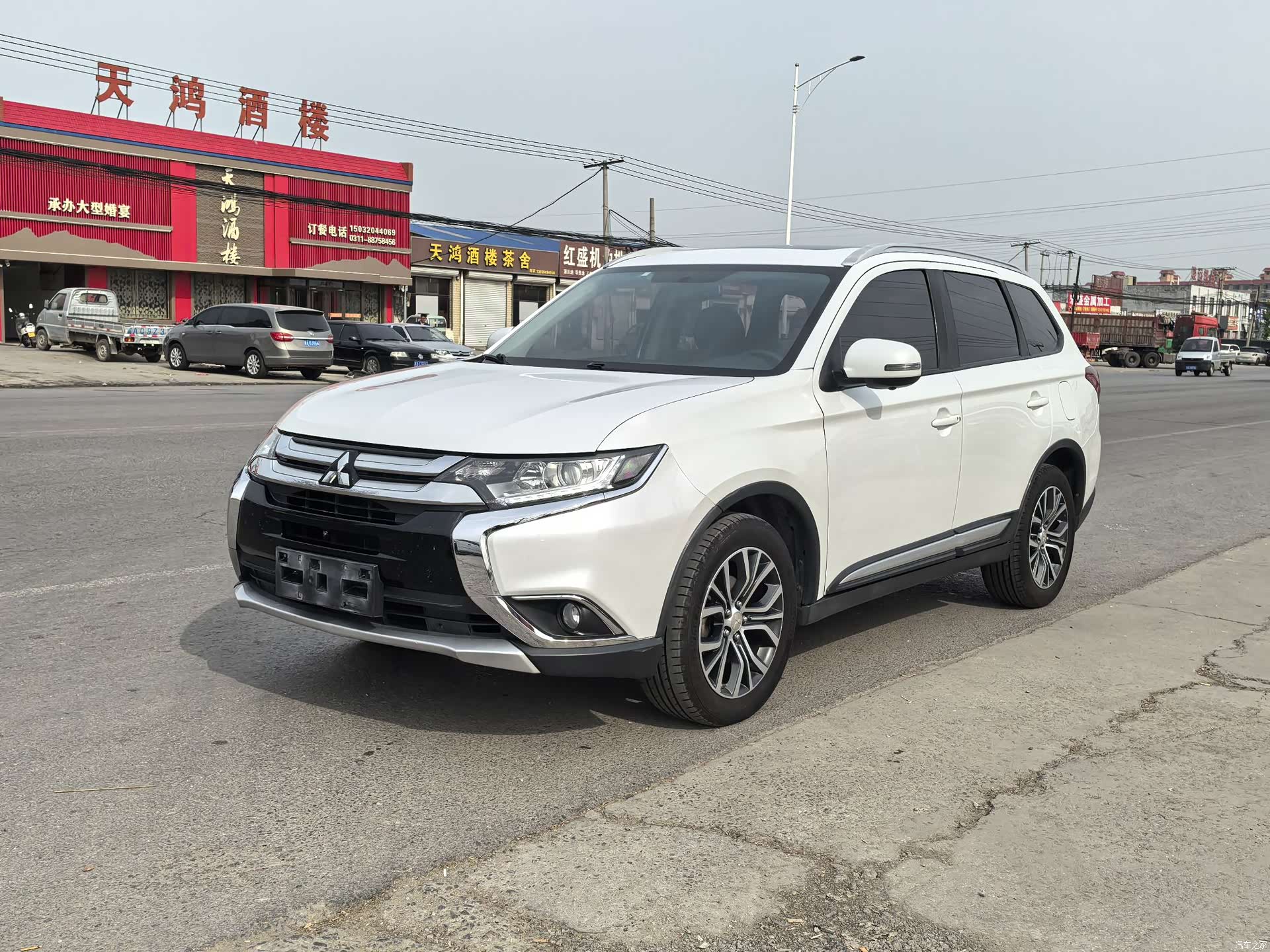 Mitsubishi Outlander, 2018 1