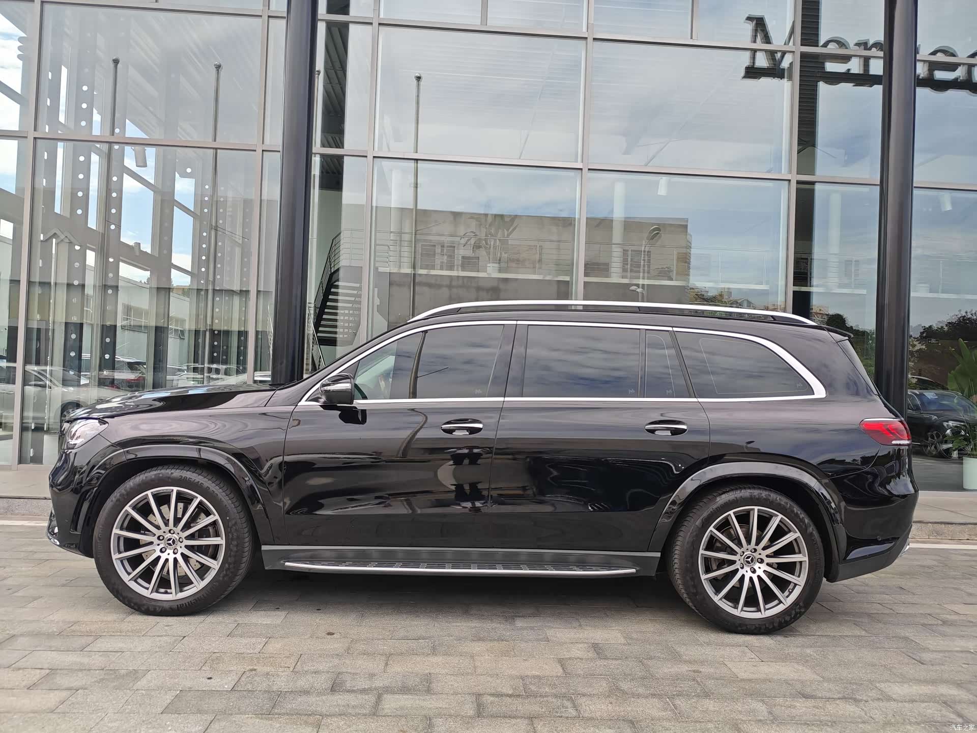 Mercedes-Benz GLS, 2023 3