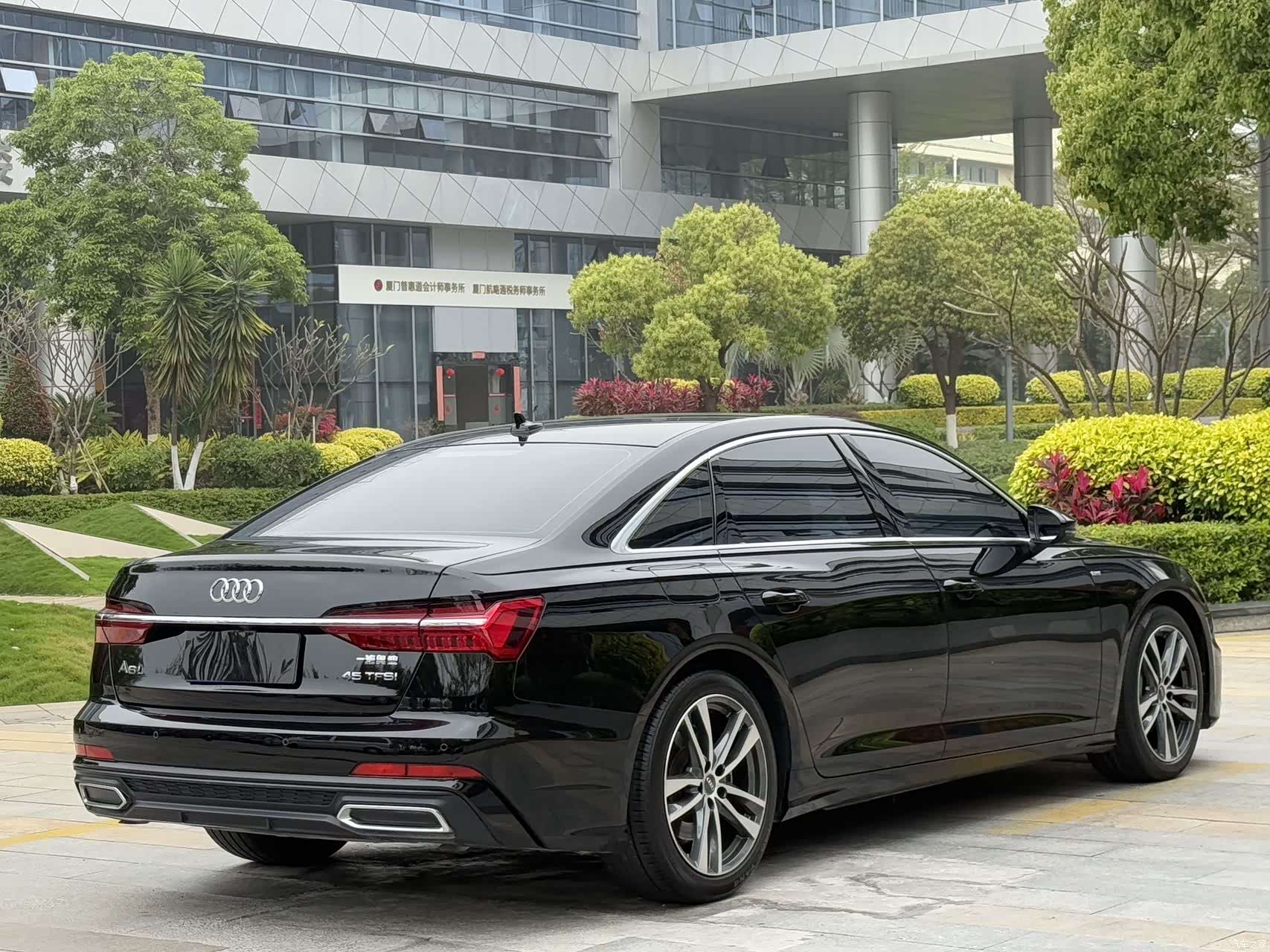 Audi A6L, 2020 12