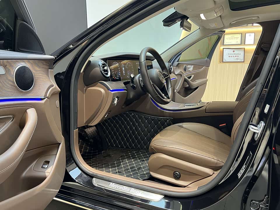 Mercedes-Benz E-class Mercedes-Benz E-class
