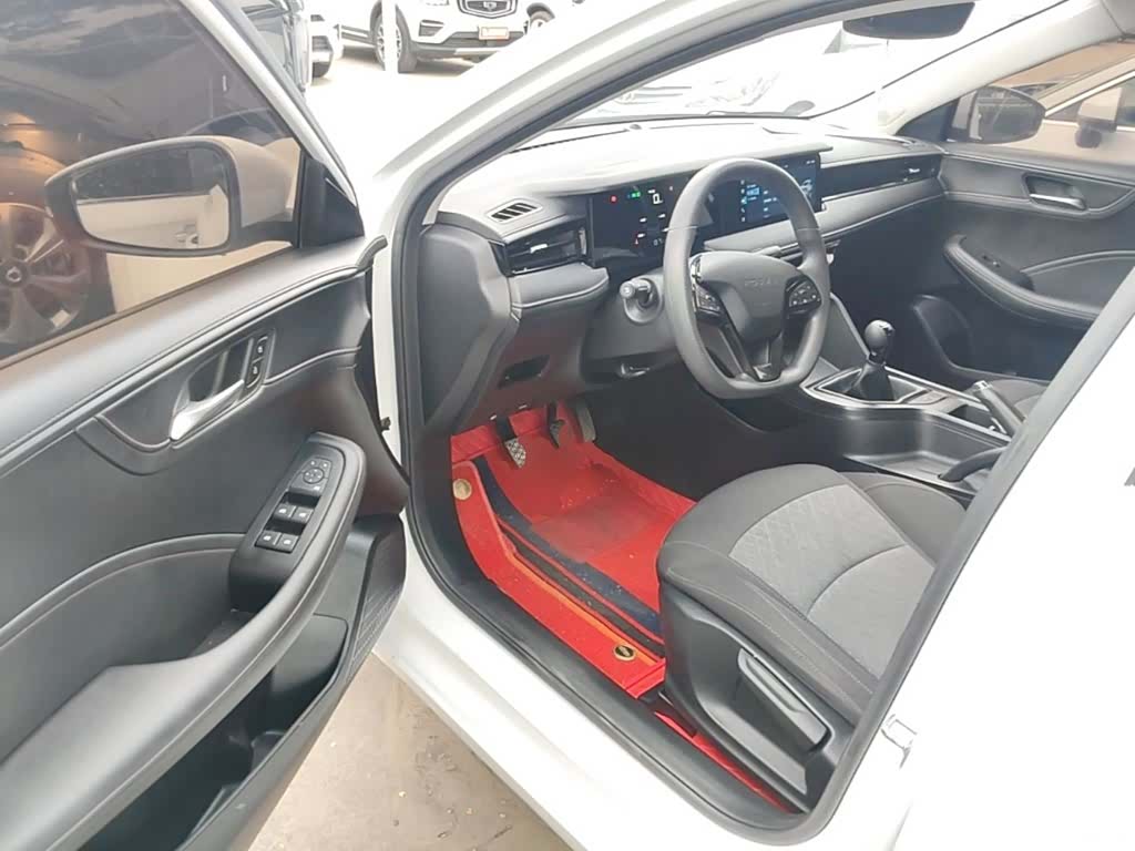 Roewe i5, 2024 16