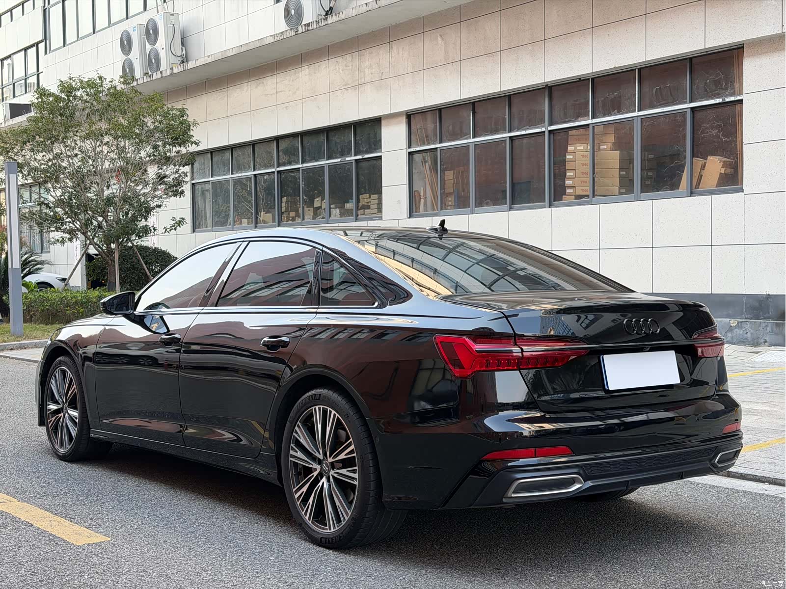 Audi A6L, 2020 15