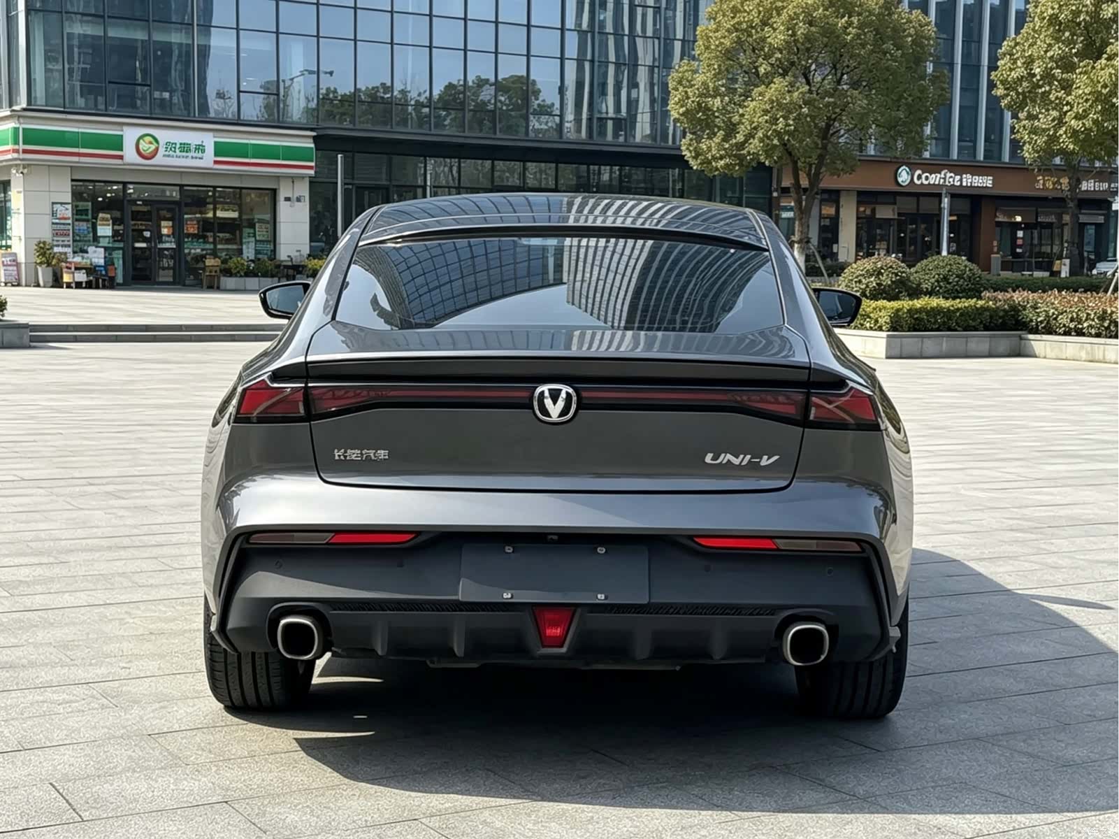Changan UNI-V, 2022 8