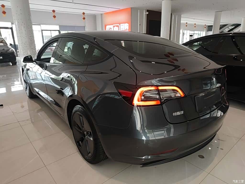 Tesla Model 3, 2021 все фото