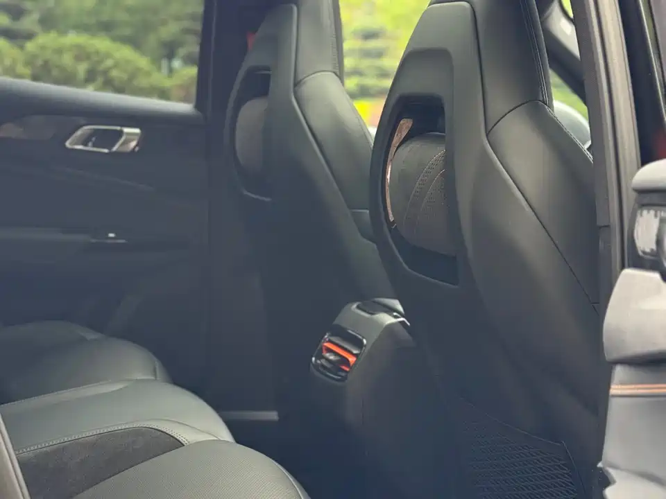 Lynk & Co 02 Hatchback