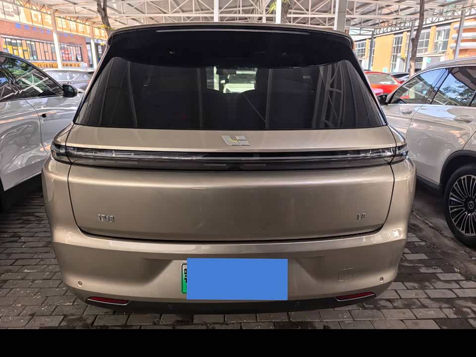 Li Auto Ideal L8