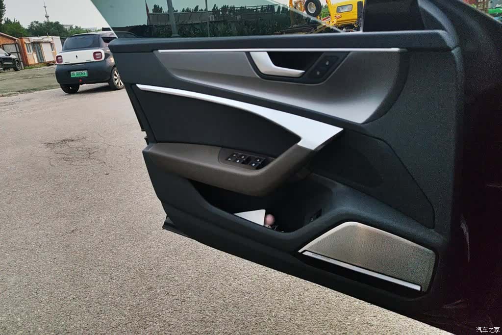 Audi A7L, 2023 7