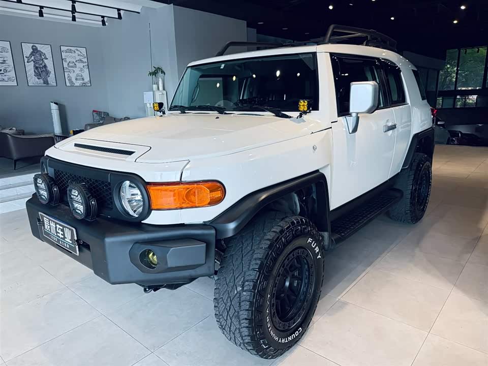 Toyota FJ Cool Luze