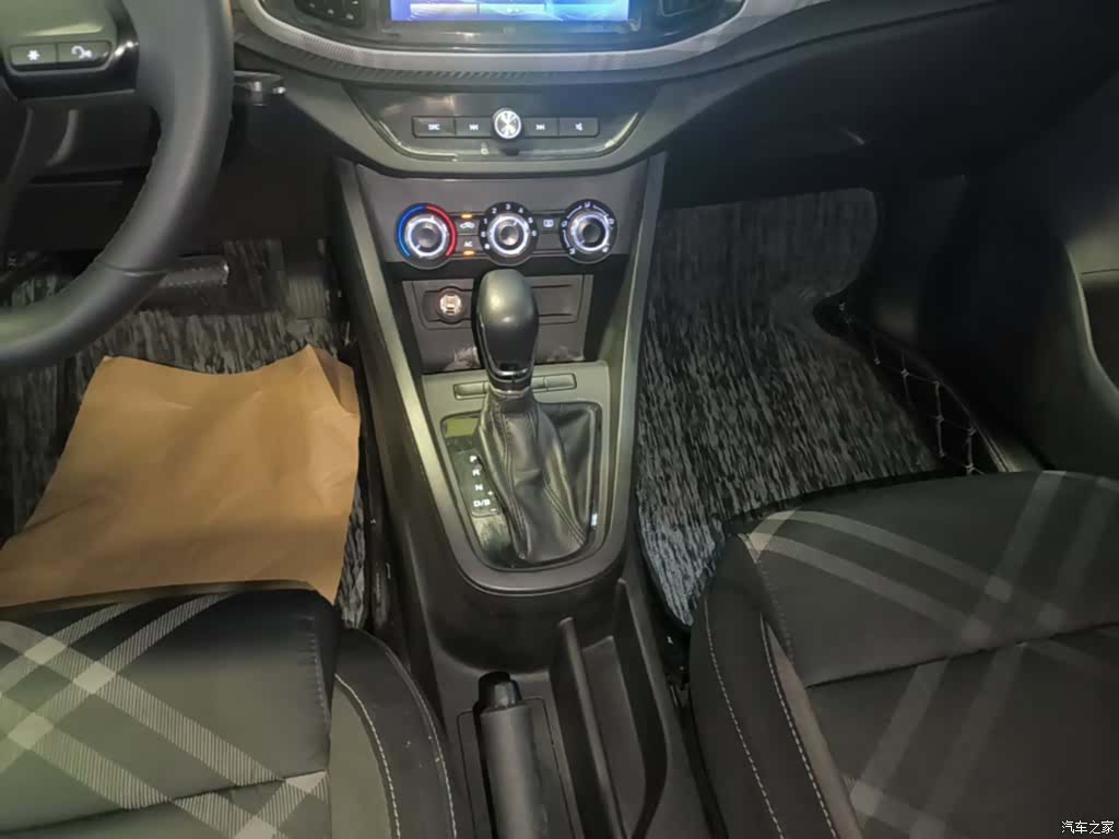 MG 3, 2018 14