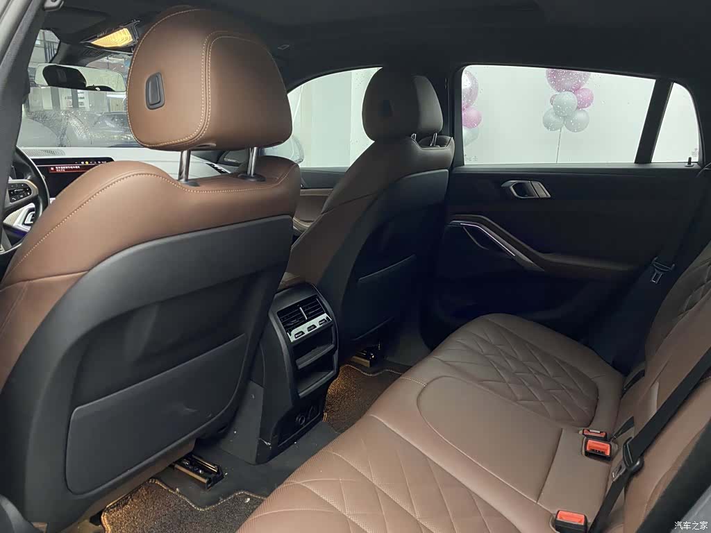 BMW X6, 2024 6