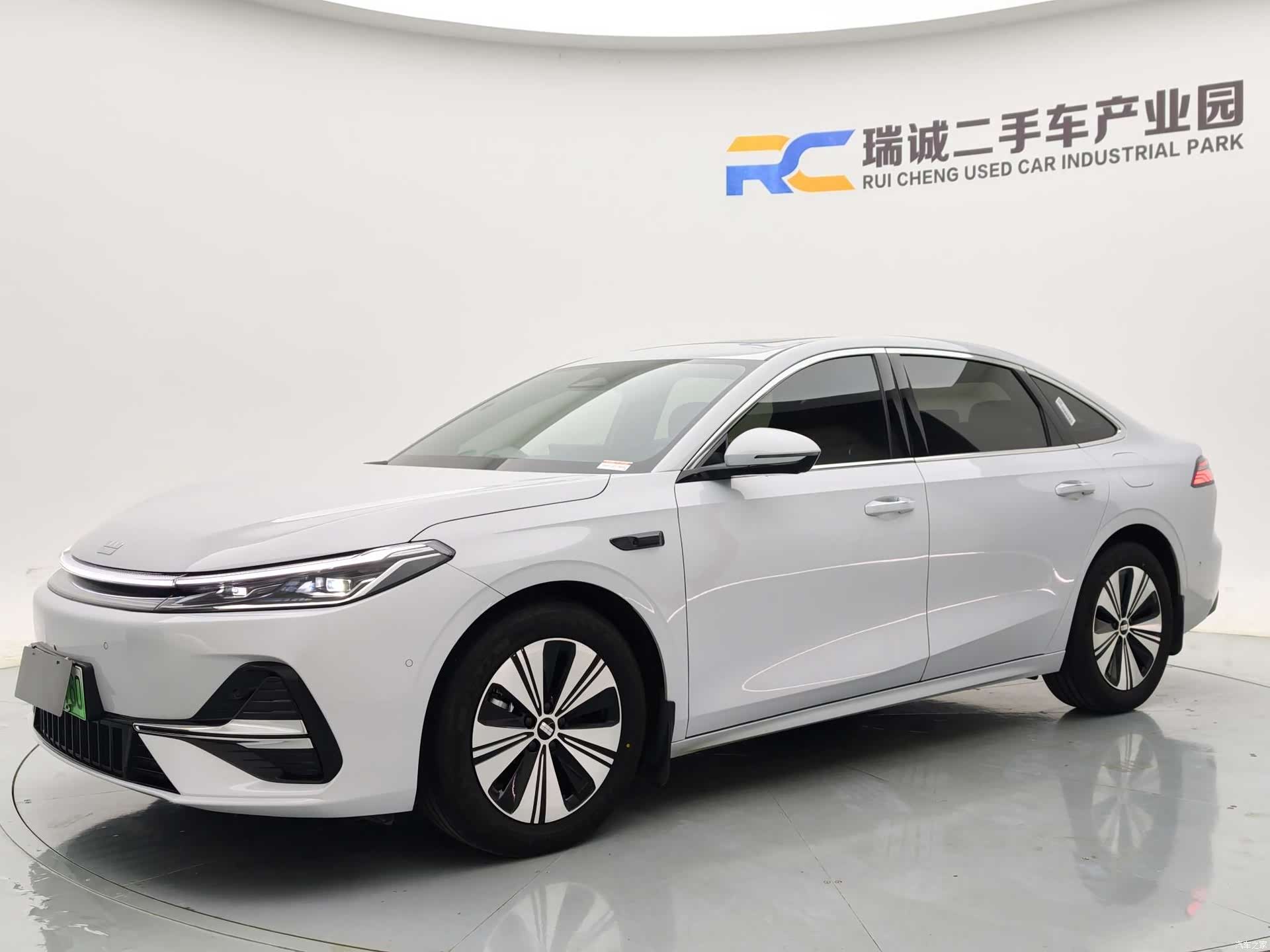 Geely A7