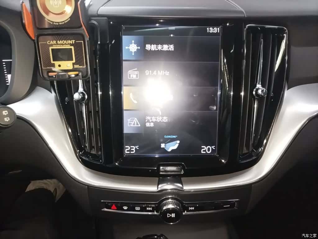 Volvo XC60, 2018 13
