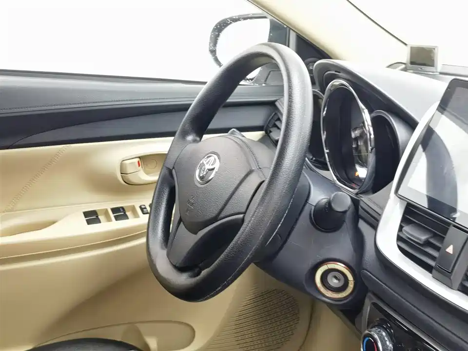 Toyota YARiS L Zhixuan