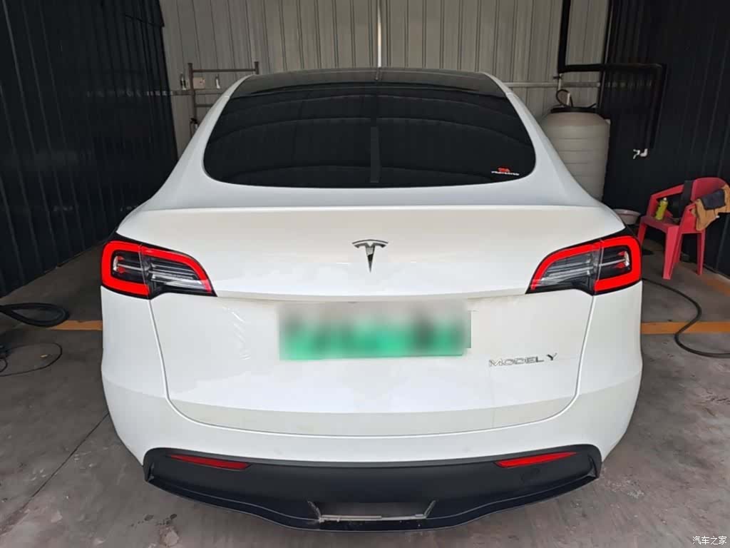 Tesla Model Y, 2022 6