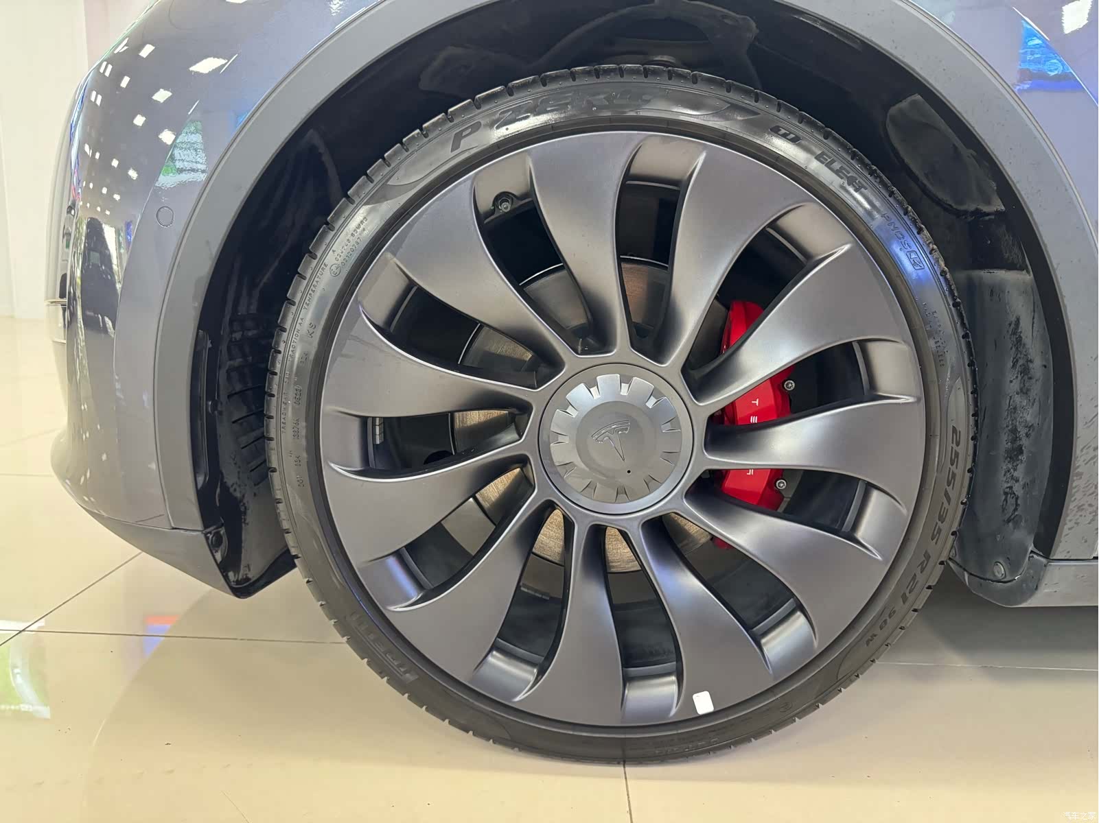 Tesla Model Y, 2022 11