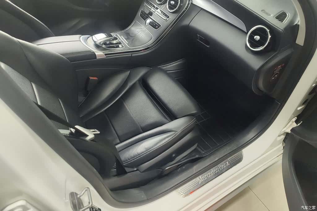 Mercedes-Benz C-Class, 2018 8