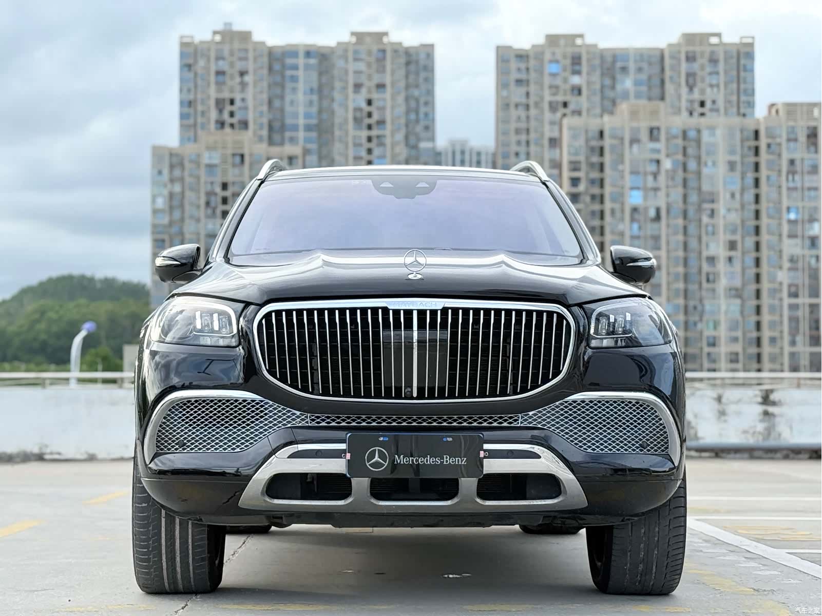 Maybach GLS, 2023 2