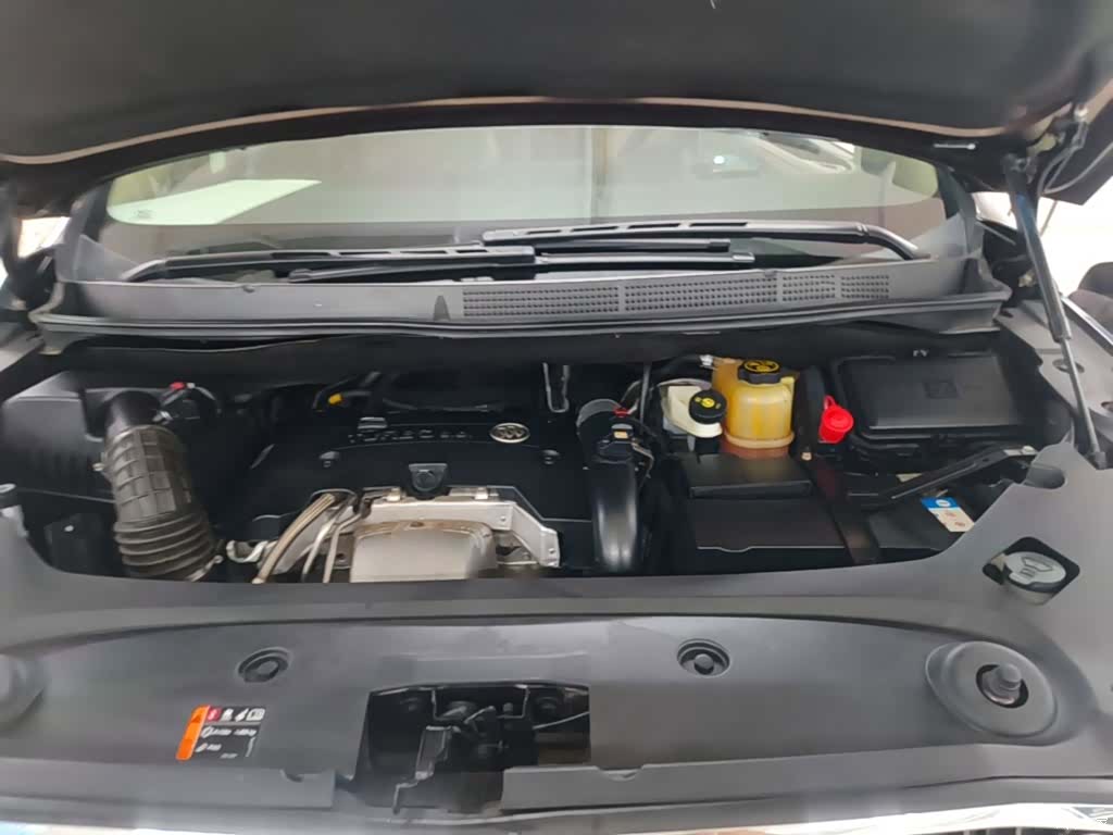Buick GL8, 2018 20
