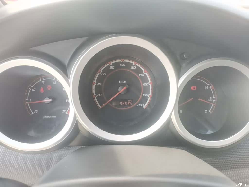 Changan CX20, 2015 12