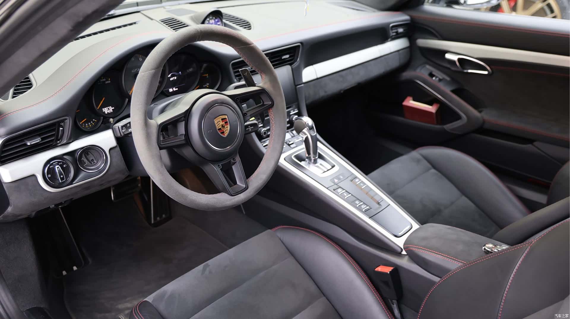 Porsche 911, 2019 10