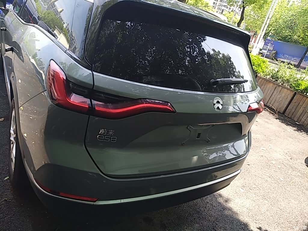 NIO ES8, 2022 6