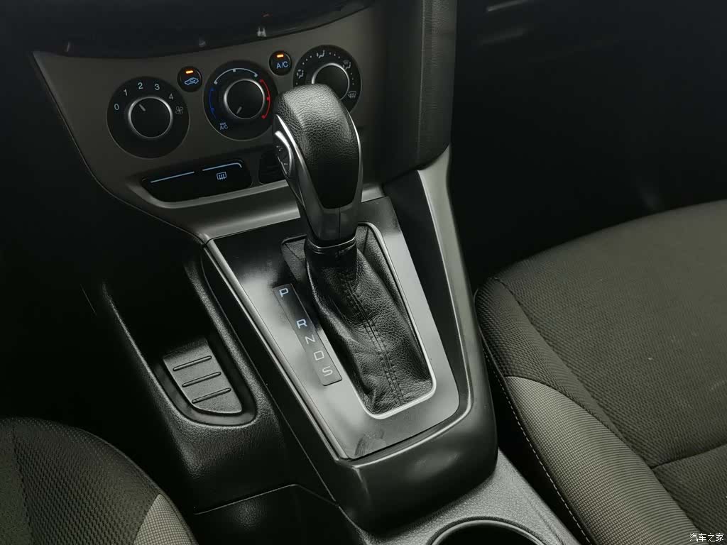 Ford Focus, 2014 13