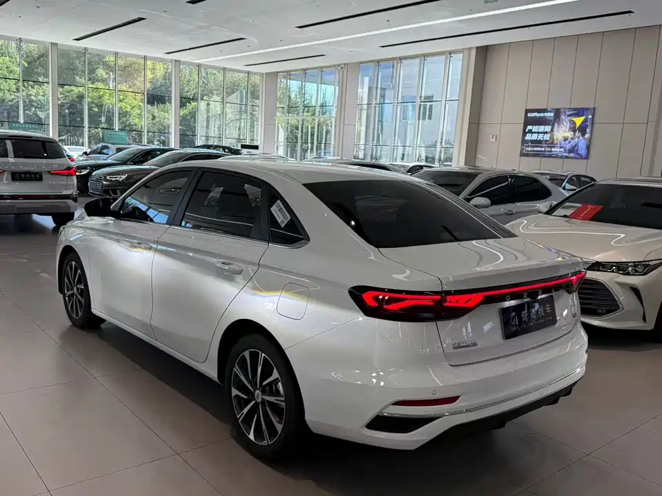 Geely Emgrand