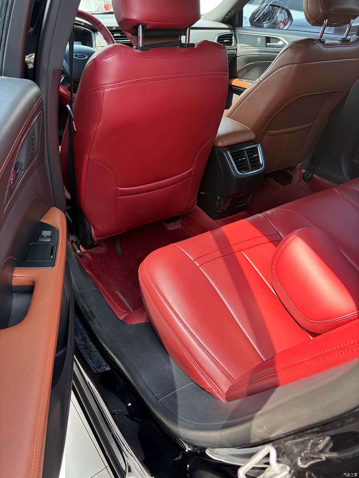 Ford Taurus, 2018 8