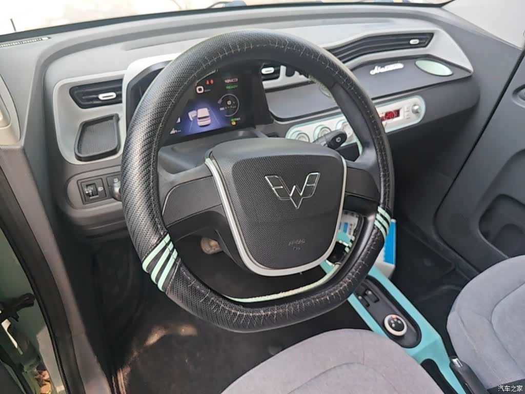 Wuling MINIEV, 2022 11