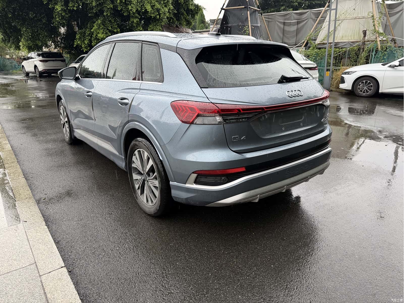 Audi Q4 e-tron, 2022 6