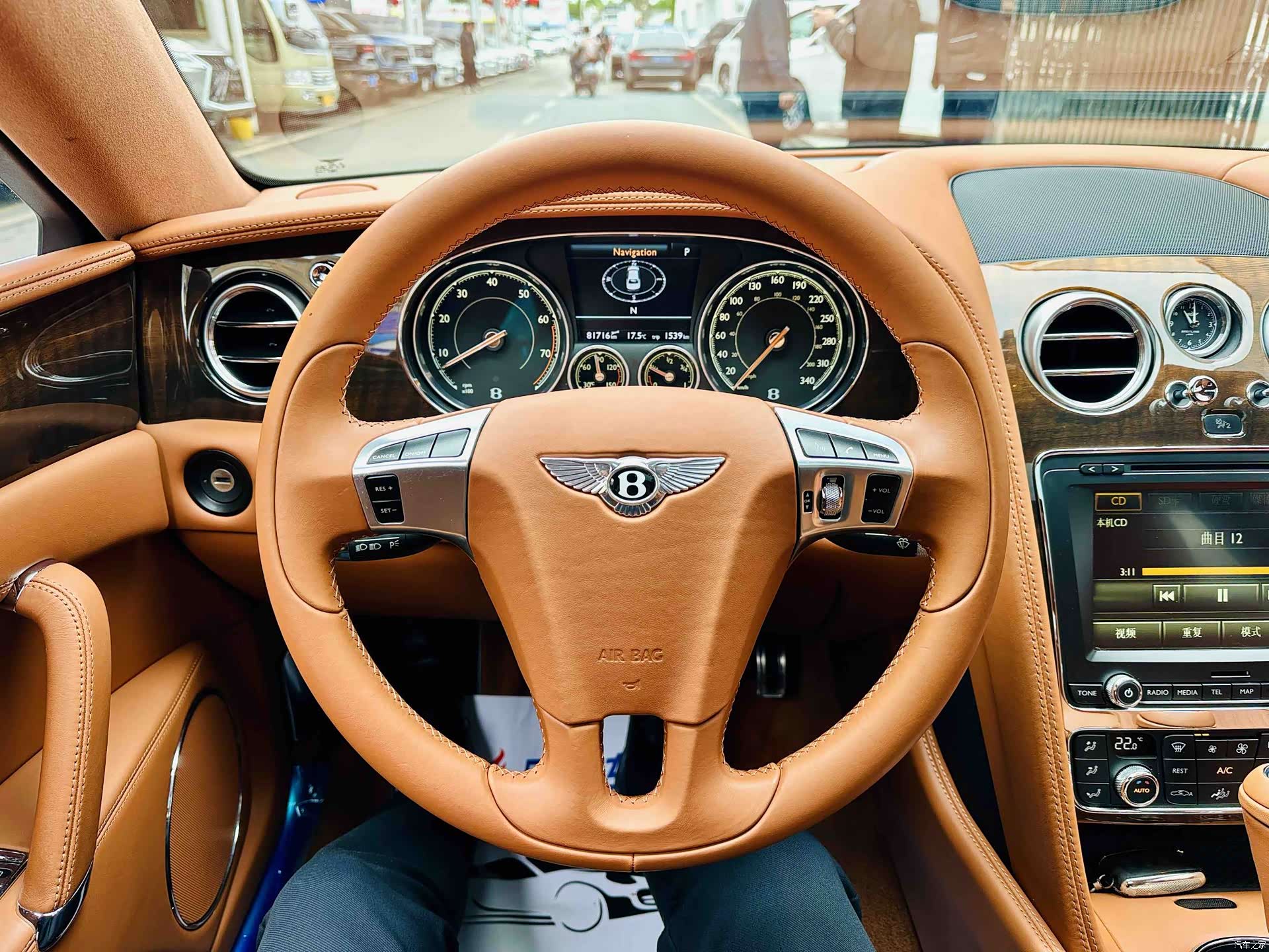 Bentley Flying Spur, 2018 12