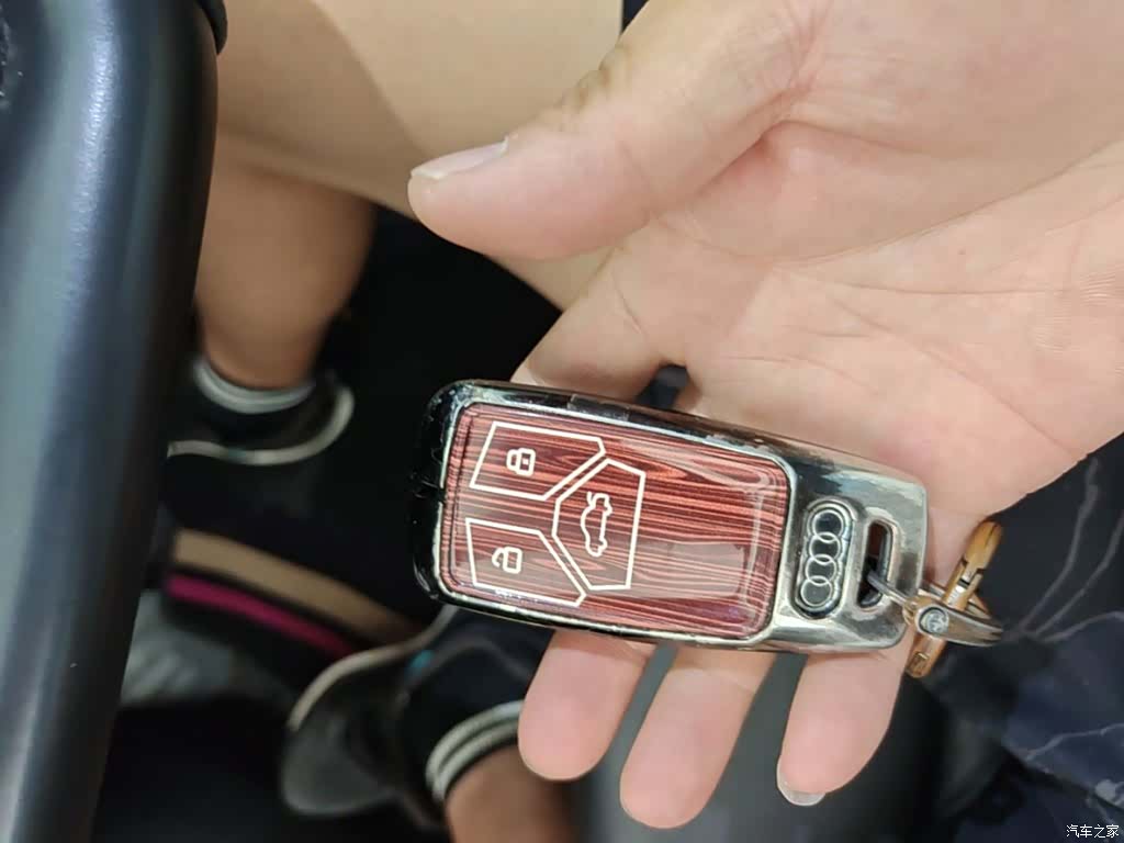 Audi A4L, 2022 9