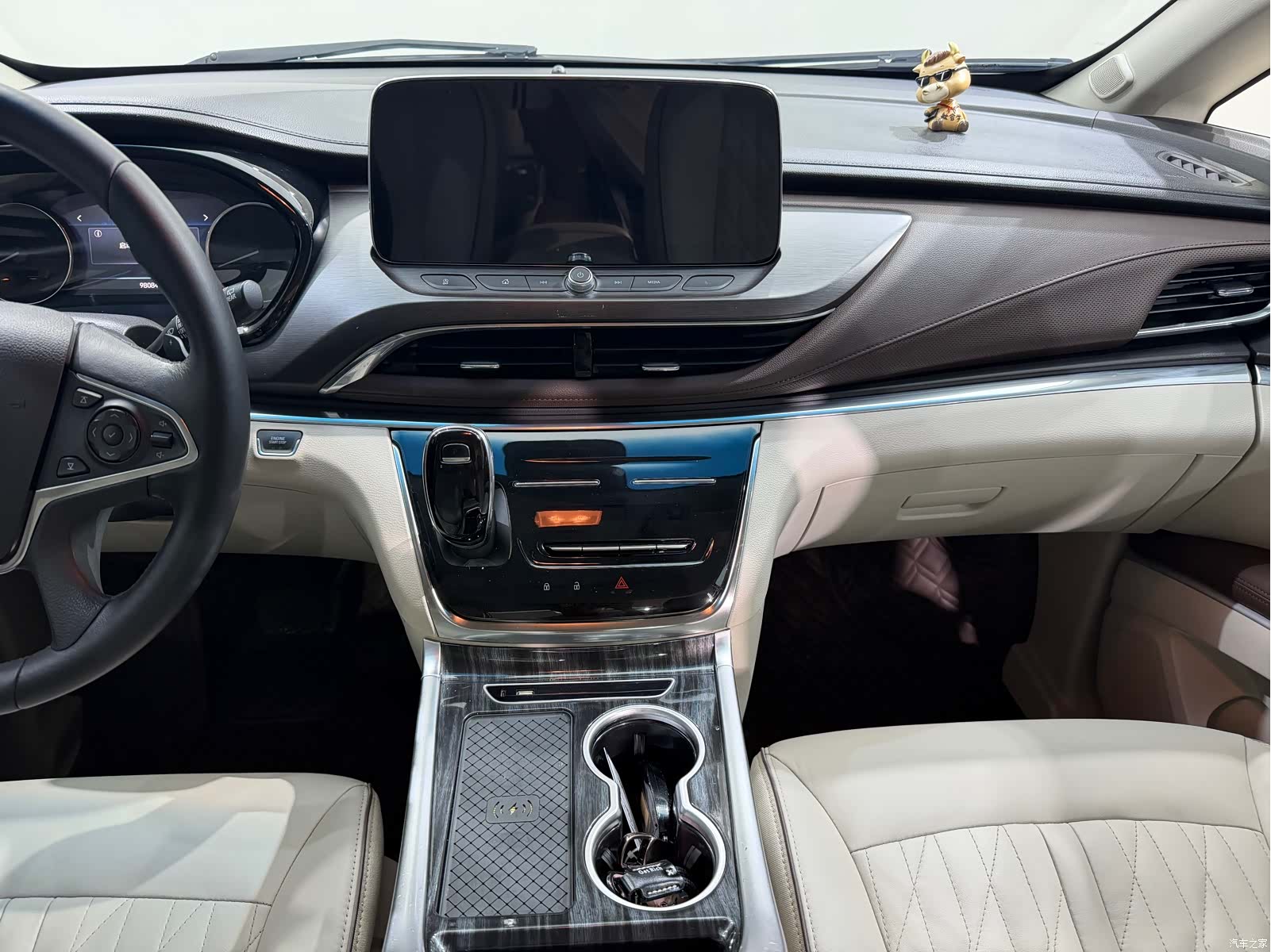 Buick GL8, 2022 6