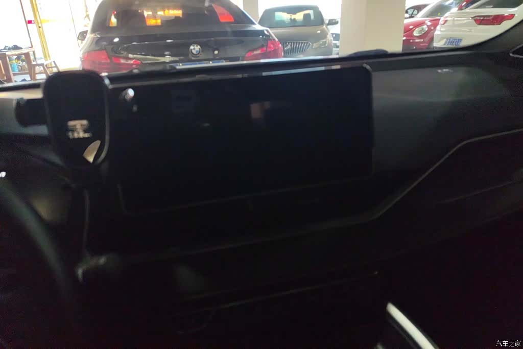 Geely Preface, 2023 13