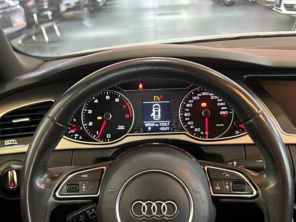 Audi A4L