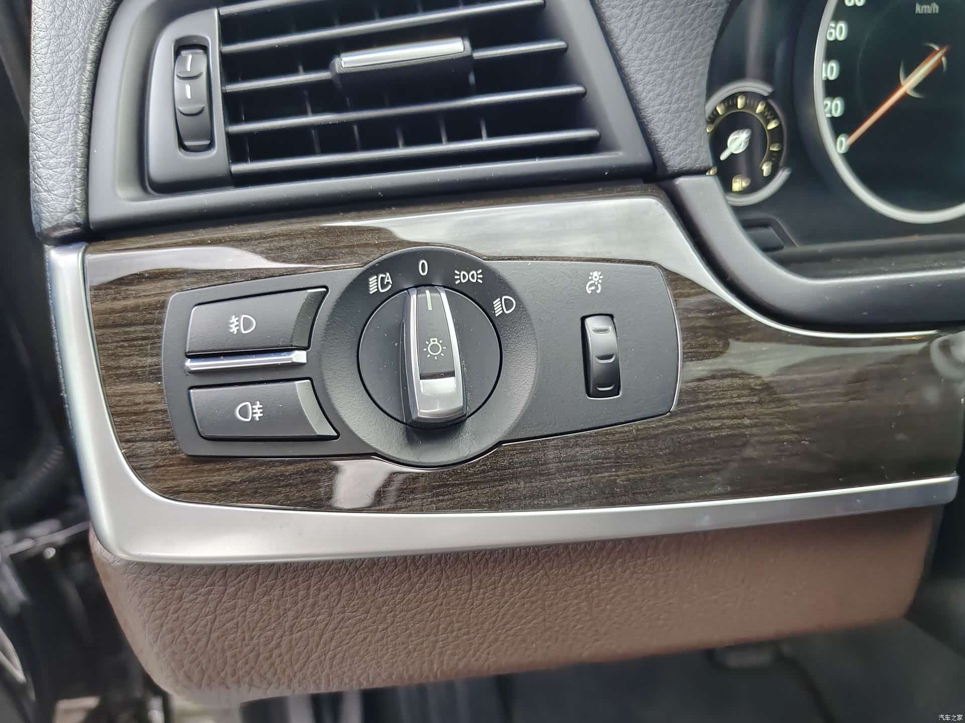 BMW 5 Series, 2016 16