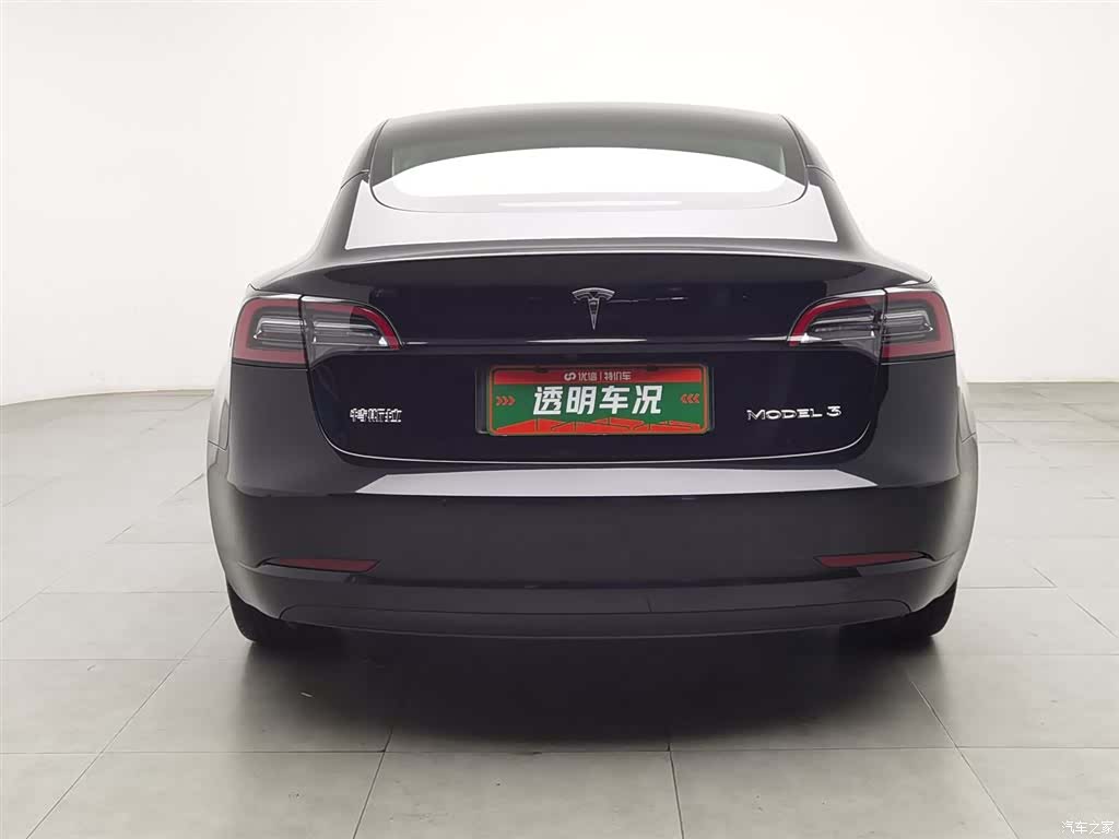 Tesla Model 3, 2023 4