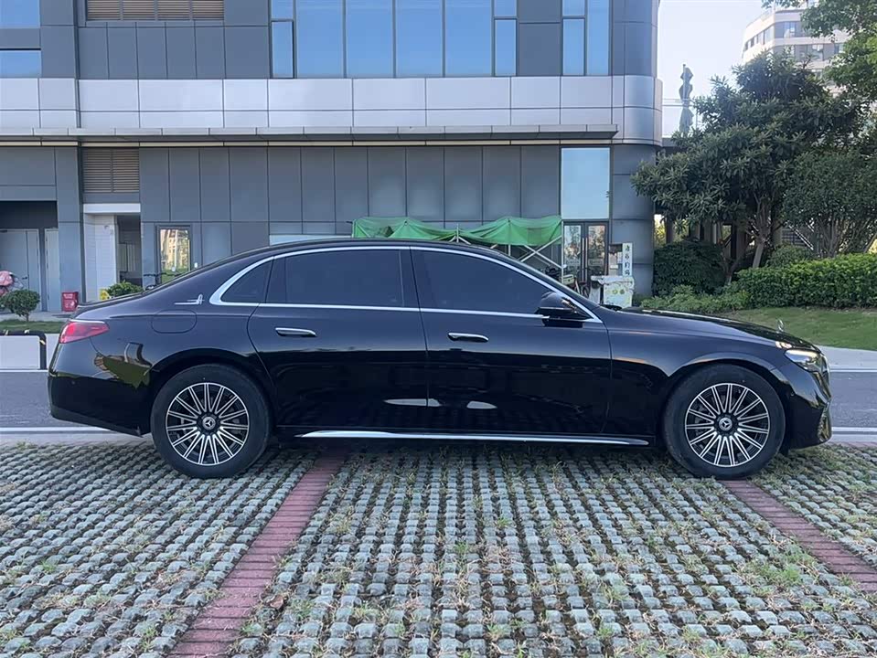 Mercedes-Benz E-class Mercedes-Benz E-class