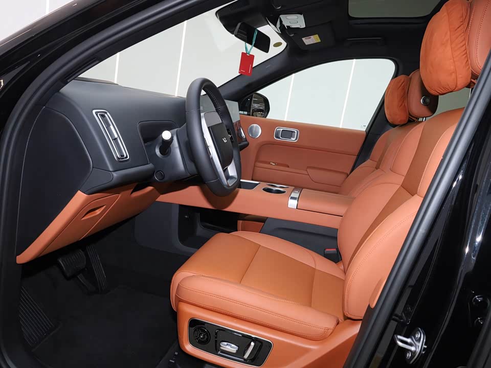 Li Auto Ideal L8