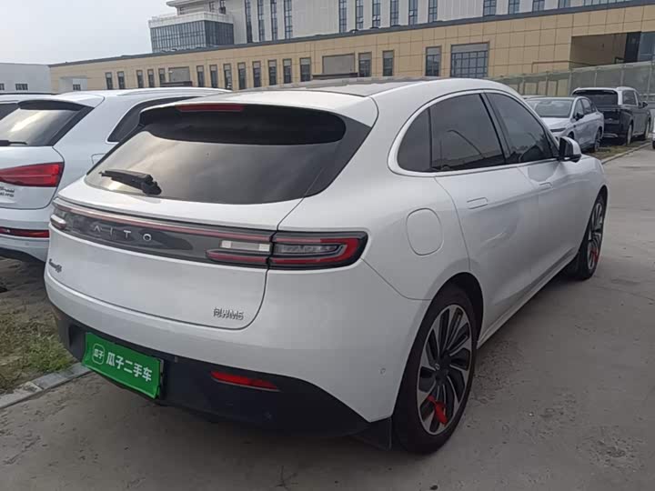 AITO M5 2022 zeng cheng AWD zhi zhen ban
