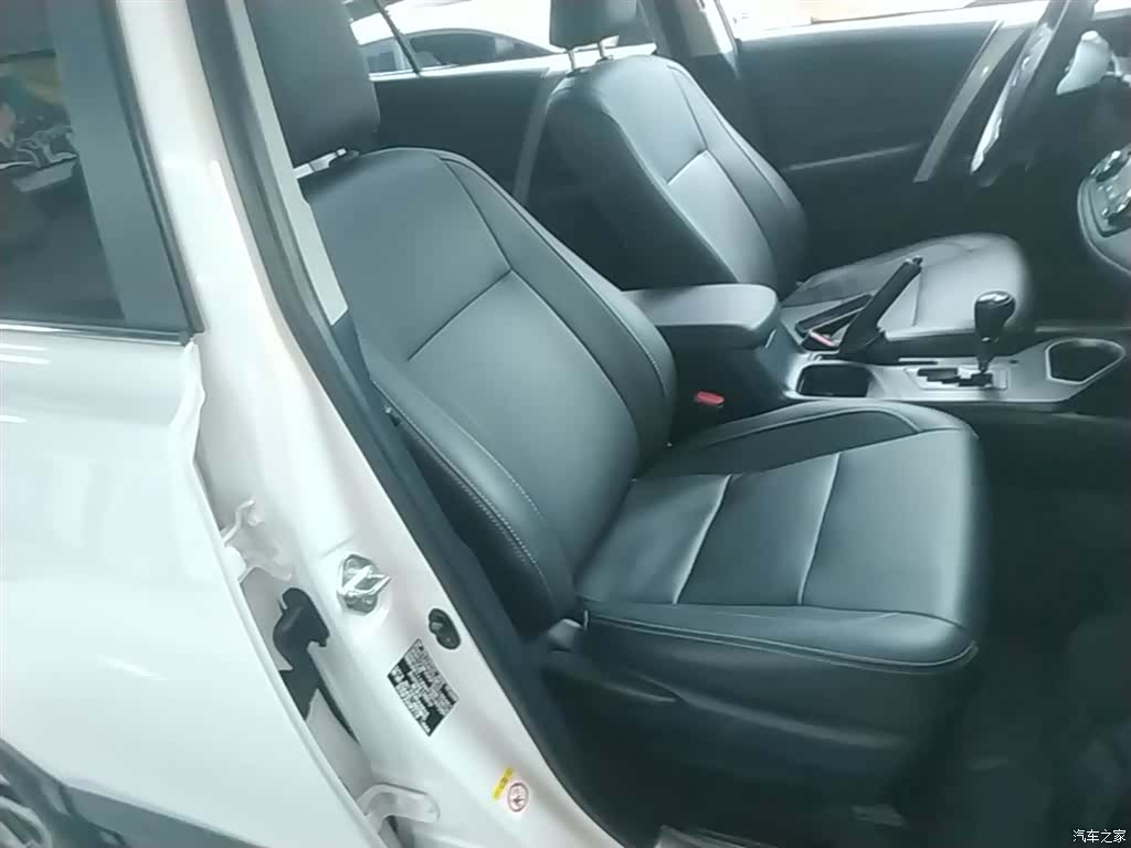 Toyota RAV4, 2016 25