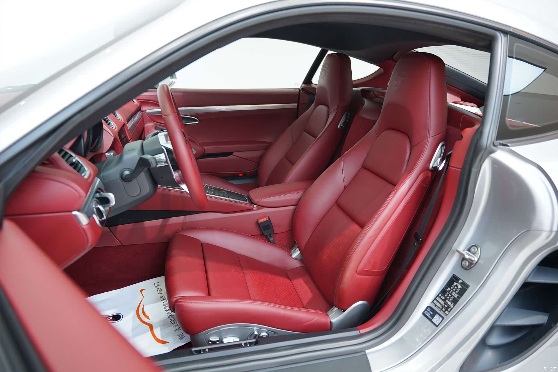 Porsche Cayman, 2019 13