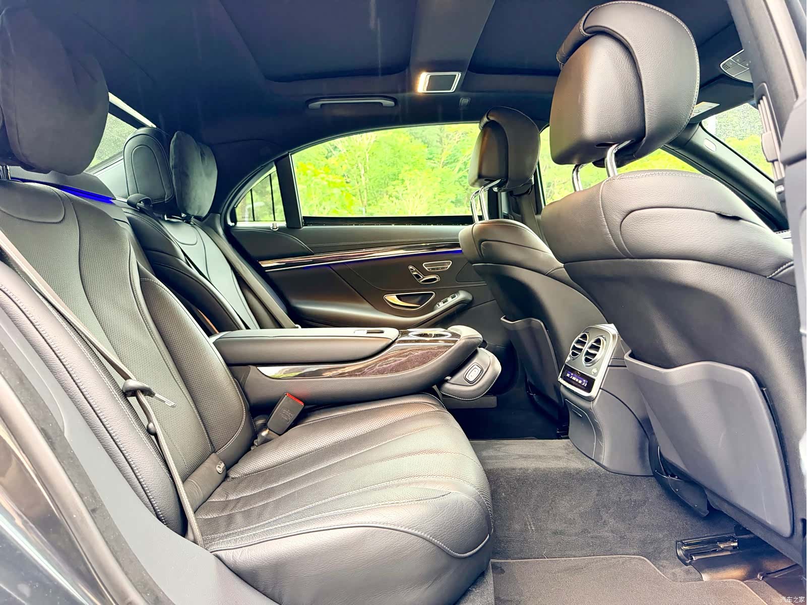 Mercedes-Benz S-Class, 2018 12