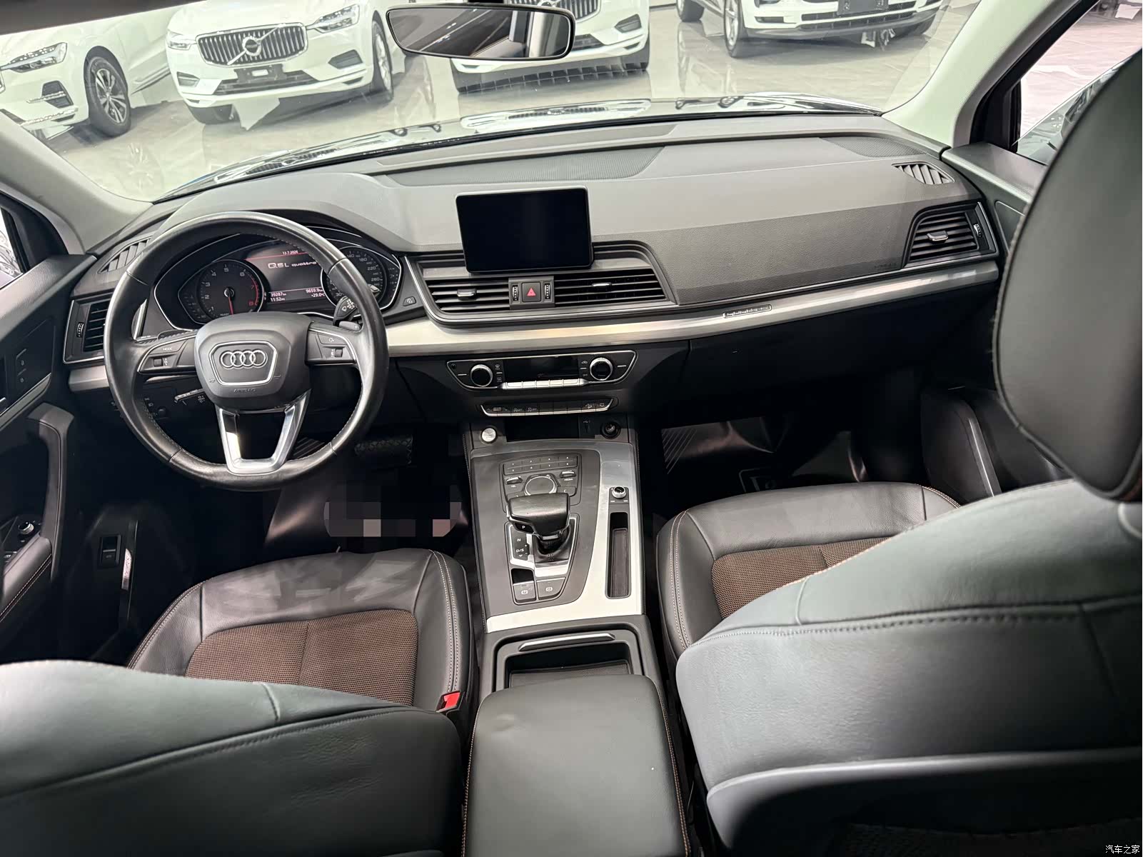 Audi Q5L, 2021 все фото