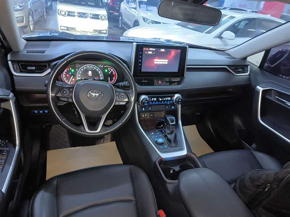 Toyota RAV4 Rongfang