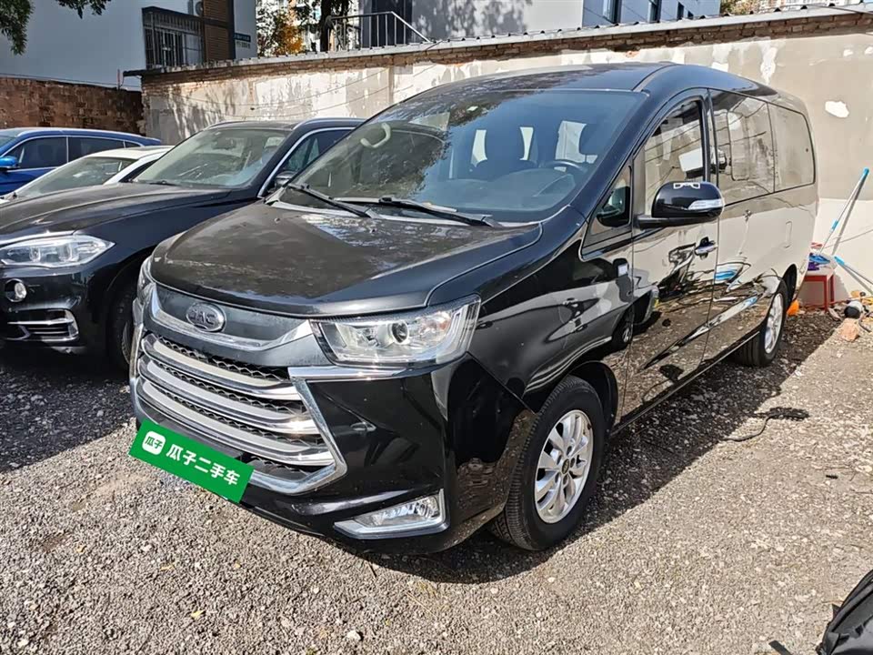 JAC Refine Ruifeng M4