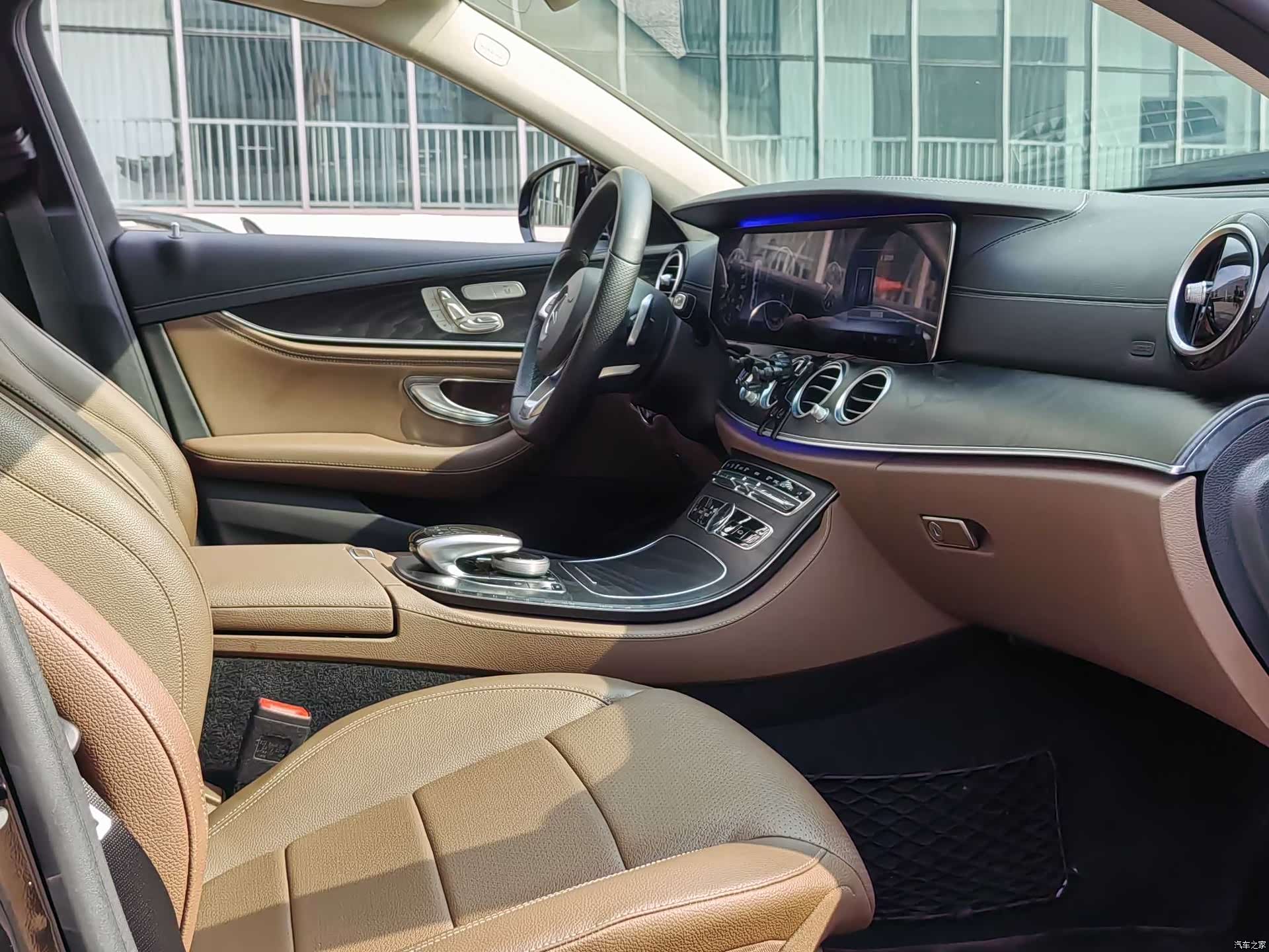 Mercedes-Benz E-Class, 2018 18