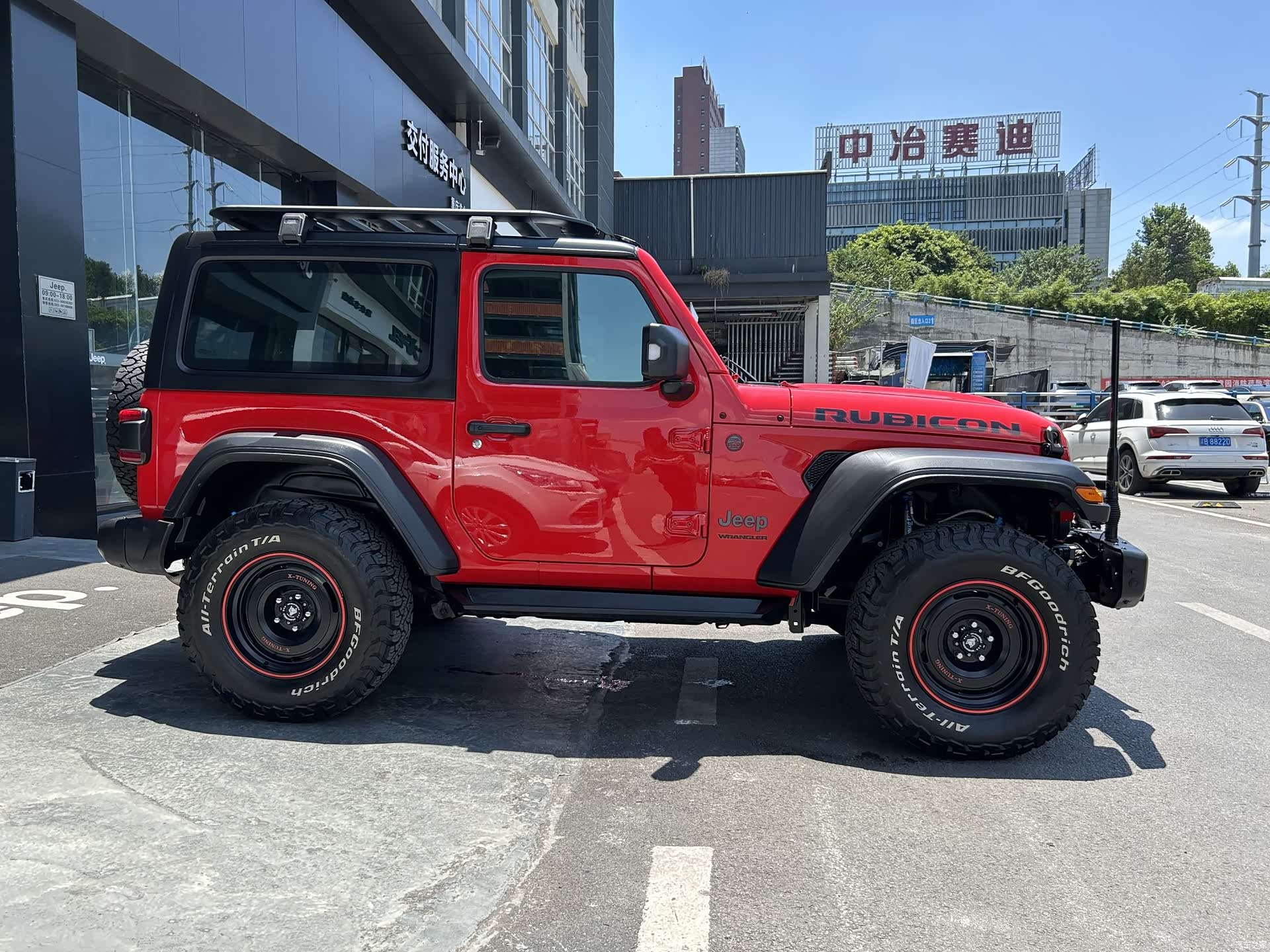 Jeep Wrangler, 2025 12