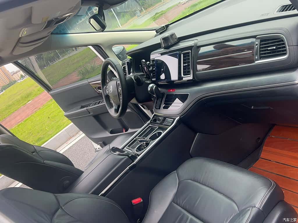 Honda Elysion, 2019 12