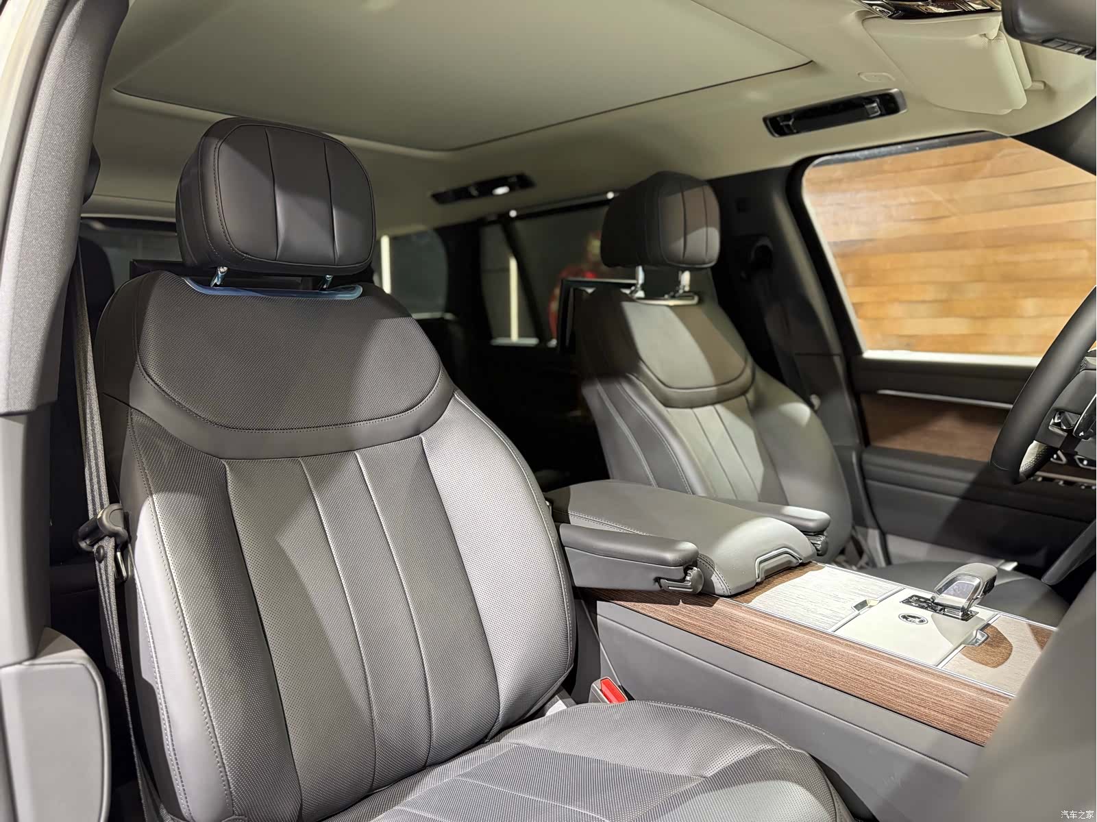 Land Rover Range Rover, 2026 19